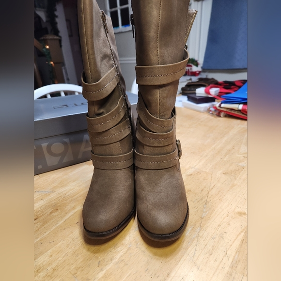 Apt.9 Makenzie Taupe calf boot - Picture 6 of 8